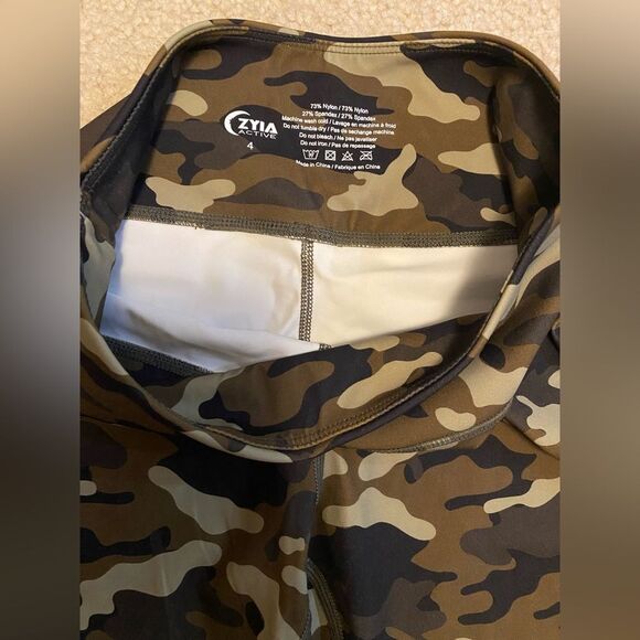 ZYIA Light Green Camo Reflective Soft N Snug Legging Mid Rise 7/8 24” Small - Picture 10 of 16
